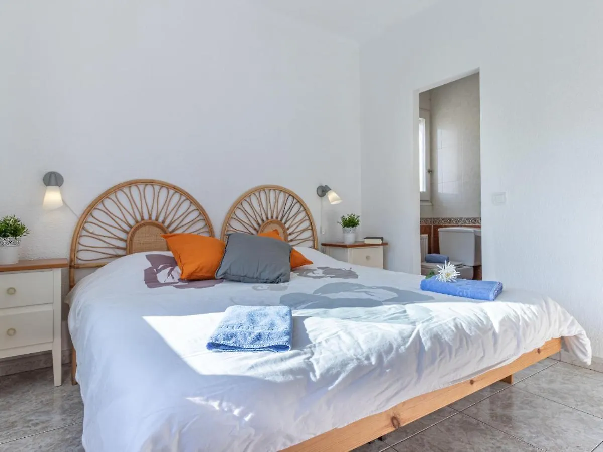 Holiday Home Montgri By Interhome إمبوريابرافا إسبانيا